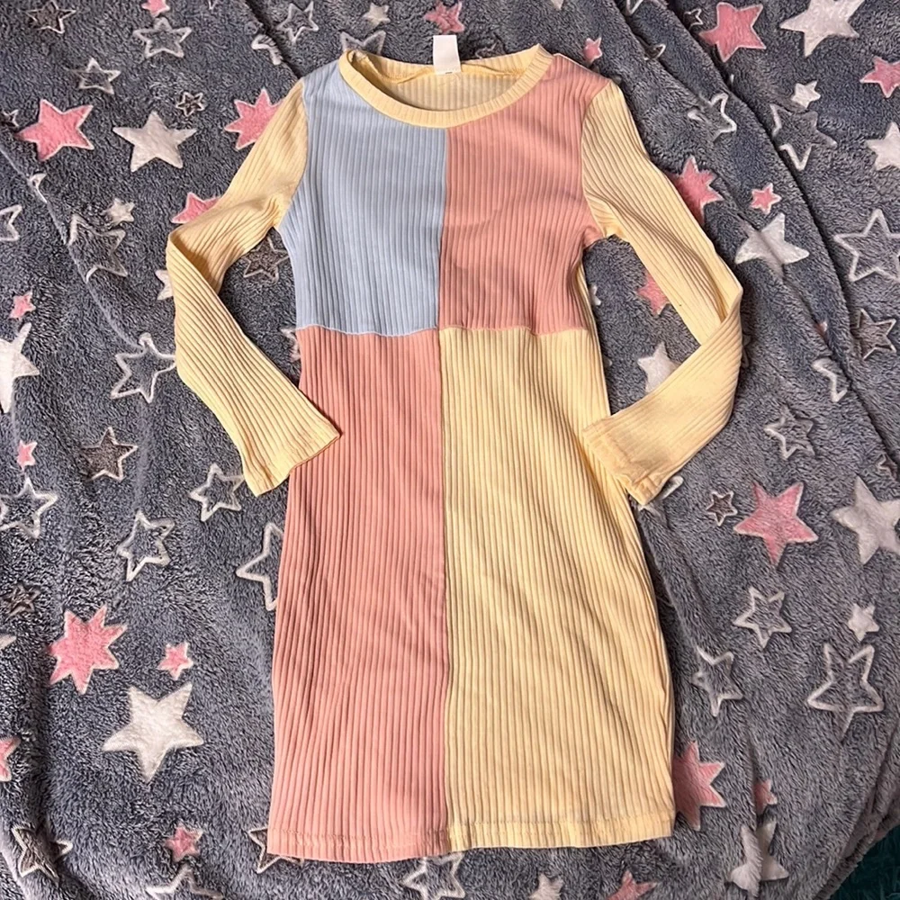 3/$12 Shein Ribbed Patchwork BodyCon Dress (5Y)